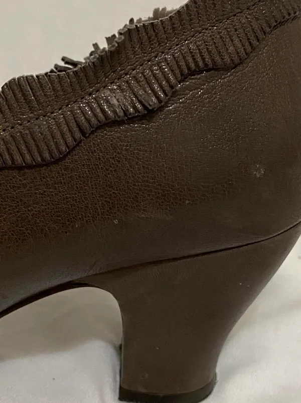 Chie Mihara Leather Vintage Looking Heels - Image 9