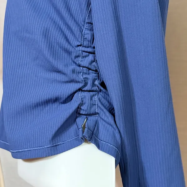 Lululemon Gathered Ribbed Long Sleeve V-Neck Ruched Top Blue Size 10 LW3FQYS - Image 5