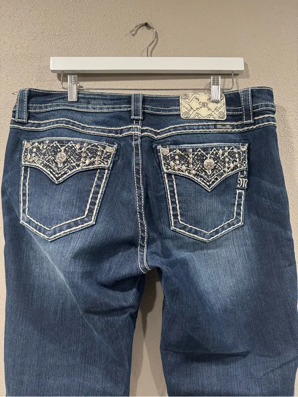 Miss Me Easy Ankle Skinny Mid Rise 34x29 - Image 4