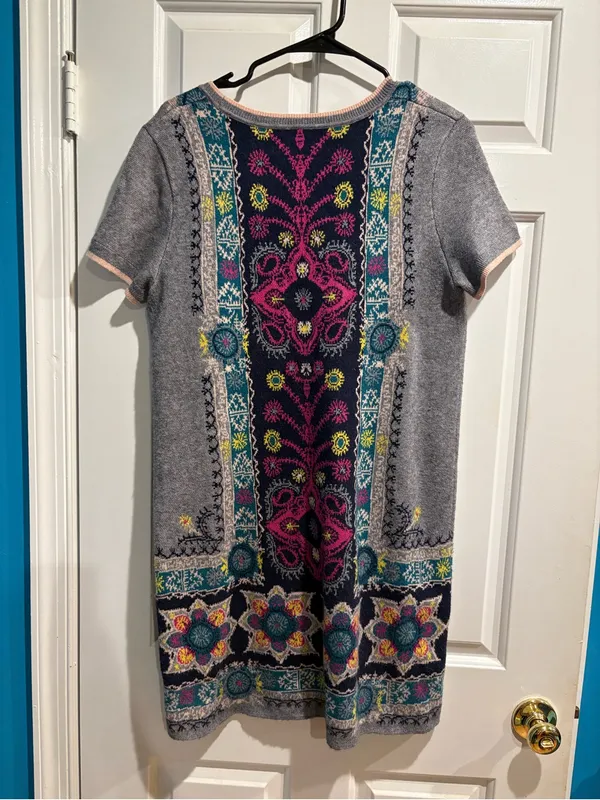 Anthropologie Akemi + Kin Kaleidoscope short-sleeve gray sweater dress gray S M - Image 4