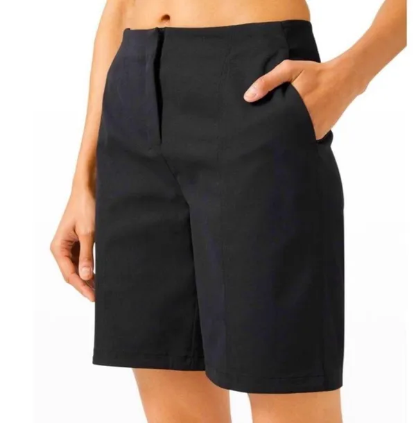 Lululemon In Power Black Shorts Size 2 - Image 3