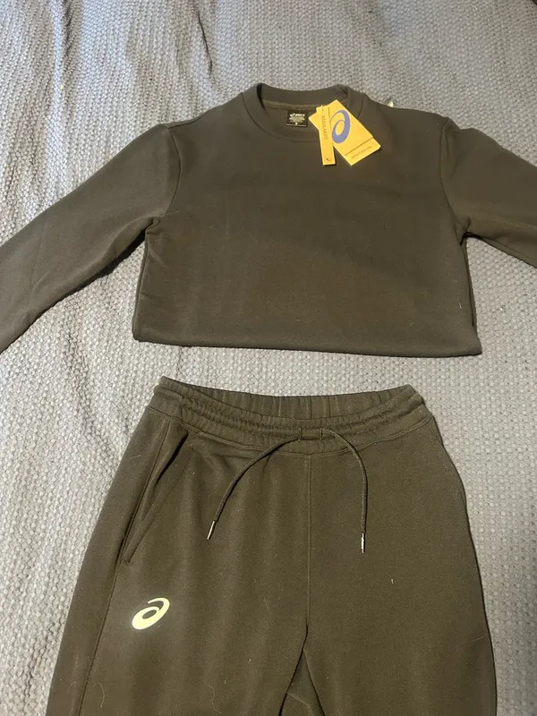 ASICS warm up set - Image 3