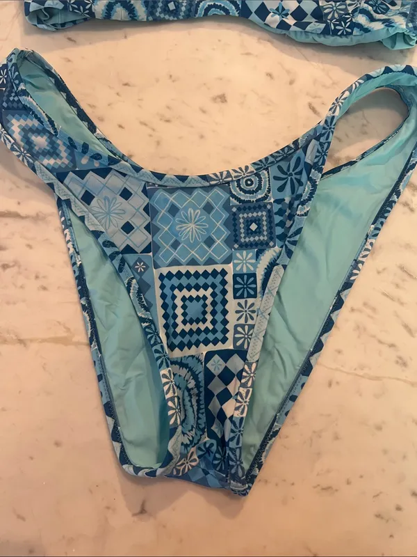 Blackbough Fiona Blue Floral Printed Bikini Set - Image 2