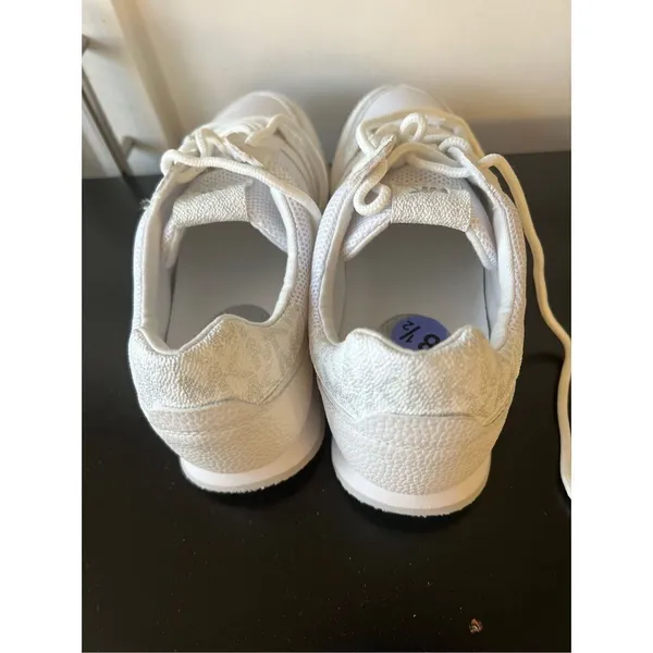 Women's Michael Kors Casual Textured Mesh Low Top Sneakers White LS23B 8.5 - Image 2