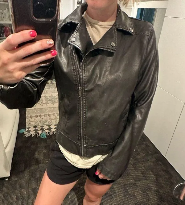 Universal Threads Leather jacket - Image 2