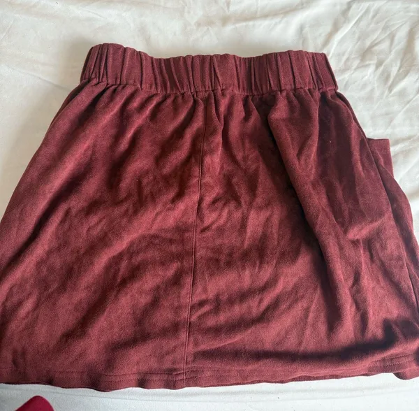 maroon skirt Size M - Image 2