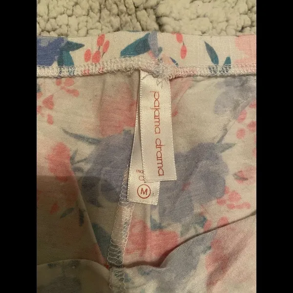 Floral Ruffled Sleep Shorts Size M - Image 4