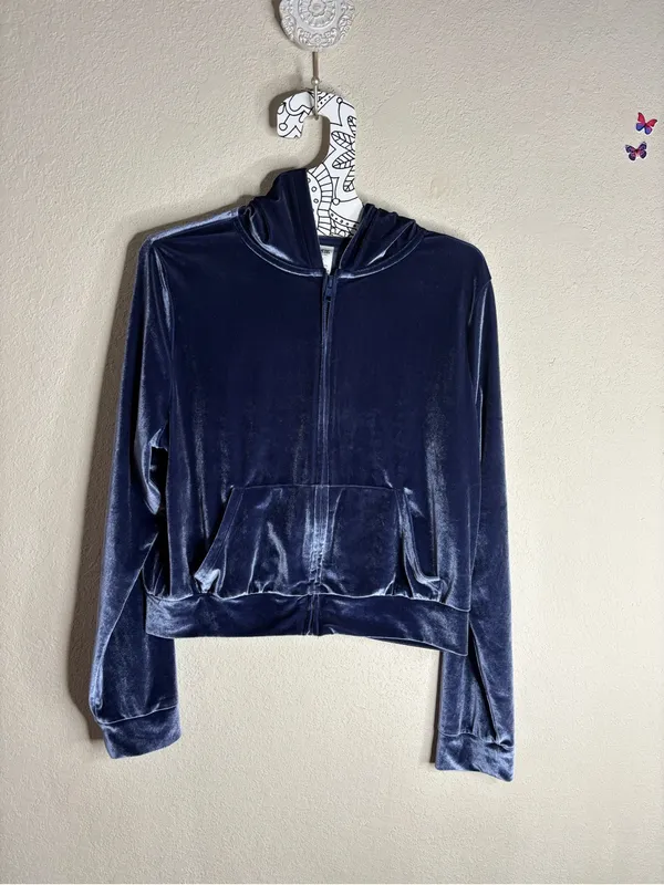 Pink velour set hoodie and track pants size medium - Image 2