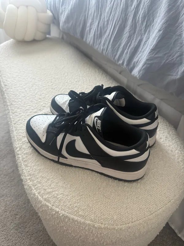 Nike Panda Dunk Black White Low - Image 3