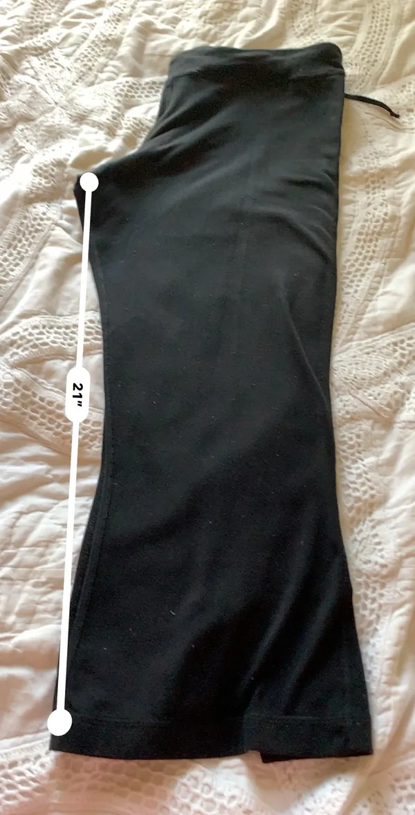 #%13 BLACK CAPRI - Image 4
