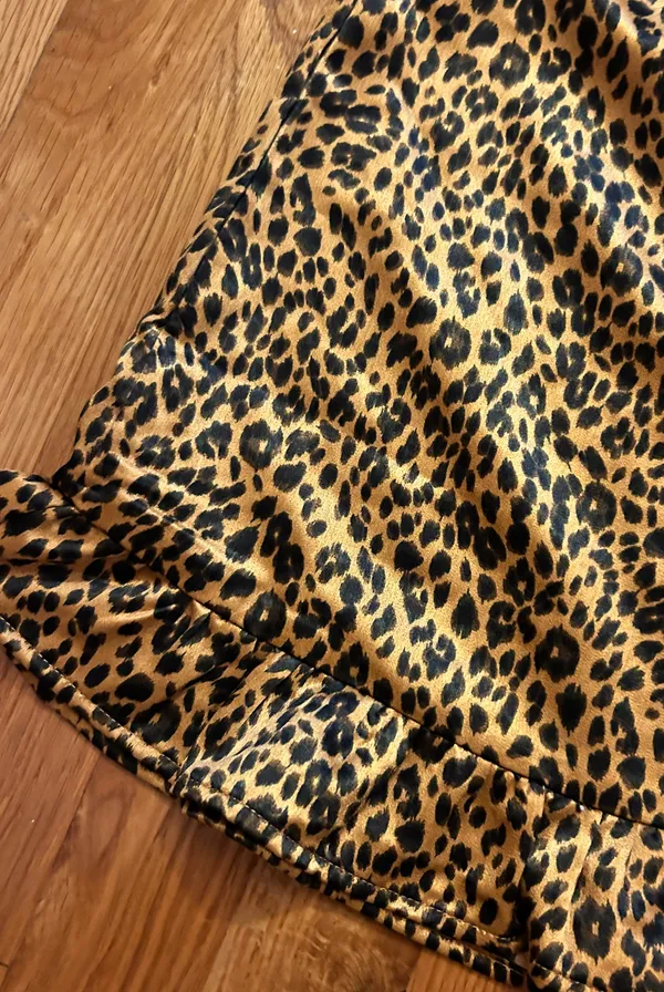 Vestique Cheetah Print Mini Skirt - Image 2