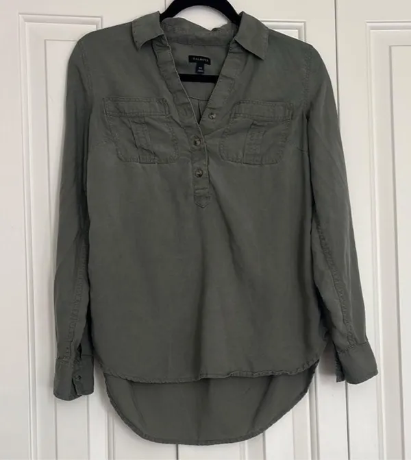 Olive Green Button-Up Blouse - Image 3