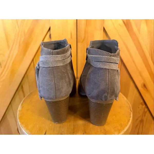 Express Boots Womens 10 Ankle Booties Heels Casual Brown Fabric Side Zipper - Image 4