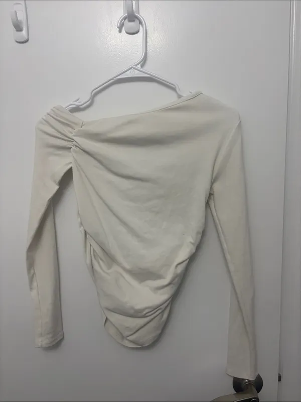 Zara Long Sleeve top - Image 3
