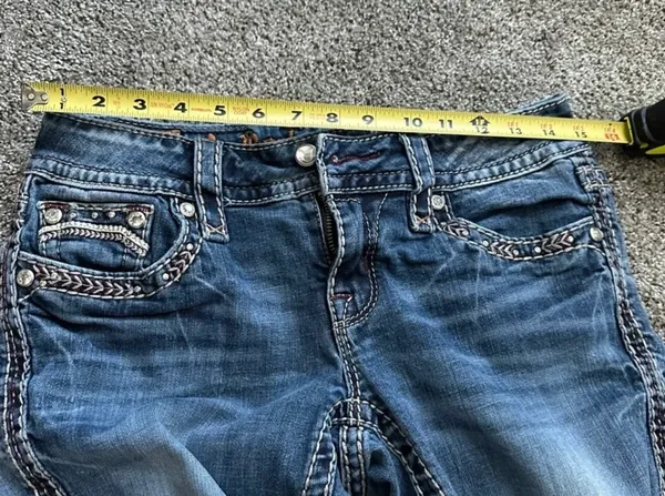 Rock Revival Celine style Bootcut Jeans are a size 28. - Image 14