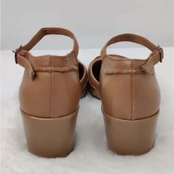 \Vintage tan Leather wedge mary Janes SZ 7.5 - Image 4