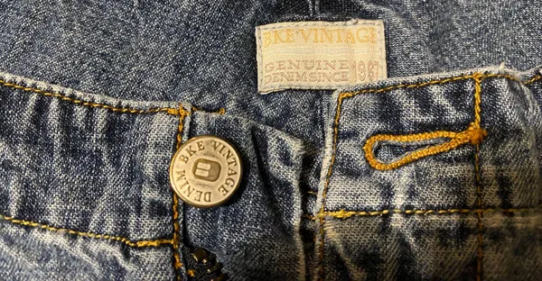 Vintage Jeans - Image 3