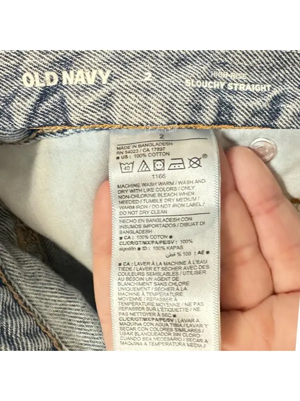 Old Navy High Rise Button Fly Slouchy Straight Leg Cropped Denim Jeans 2 / 28 - Image 5