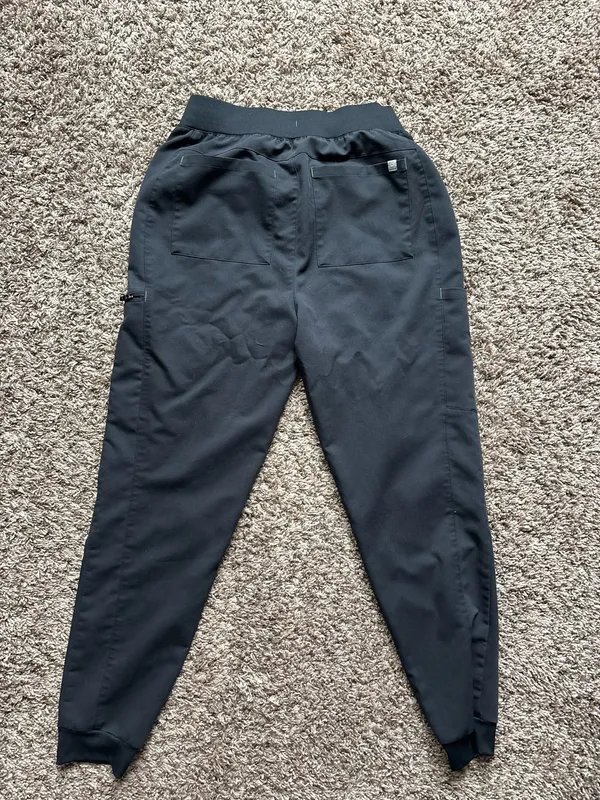 Fabletics Jogger Scrub Pants - Image 3