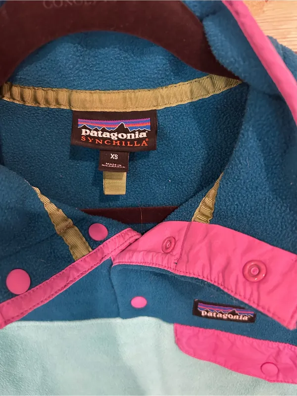 Patagonia Teal & Aqua Fleece Snap Pullover with Pink Trim - Image 3