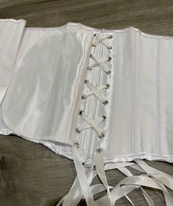 White Sexy Corset - Image 5