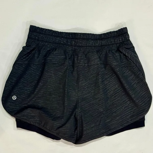 Lululemon x Peloton Black 2 in 1 Running Shorts Bike Short Liner Size 8 - Image 3