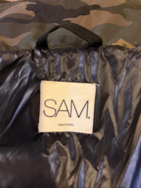 SAM. Women’s Medium Camouflage Puffer Vest Olive Green Black Quilted Zip-Up - Image 6