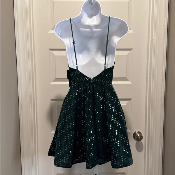 City Studio Green Metallic Fit &‎ Flare Dress Size 1 NWT Holiday Party Glam - Image 7