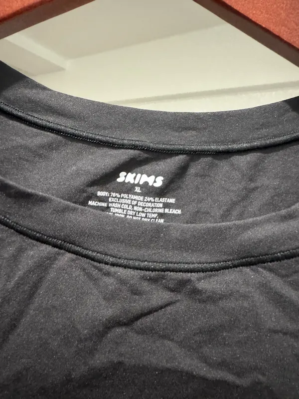Women’s SKIMS T-Shirt - Image 3