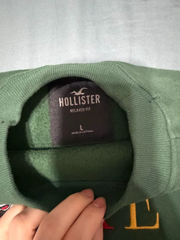 Hollister Sweatshirt - Image 3