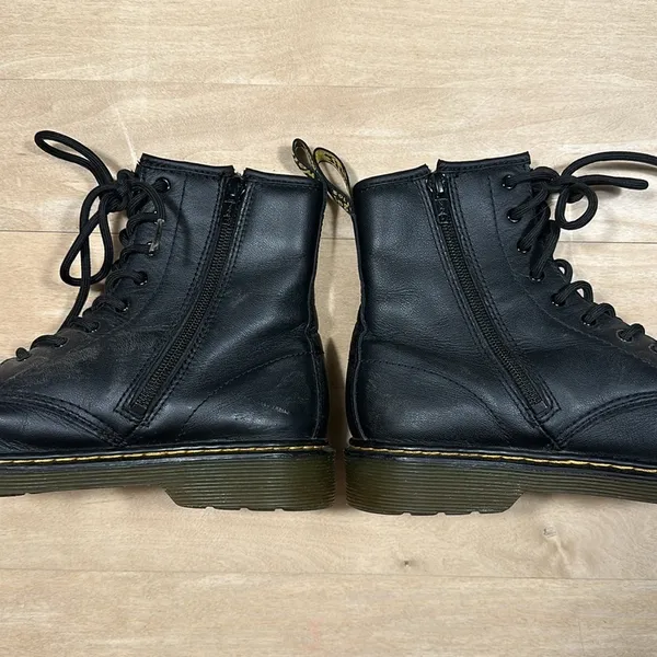Dr. Martens 1460 8-Eye Sz 6 - Image 4