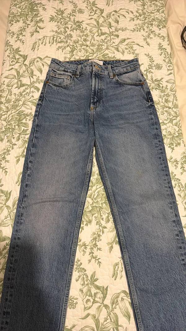 ZARA Jeans Straight Leg - Image 4