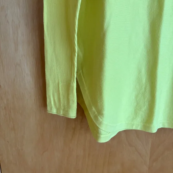 Lululemon Sweater Womens‎ XL Yellow Long Sleeve Ribbed Cuff Back Logo Curved Hem - Image 5