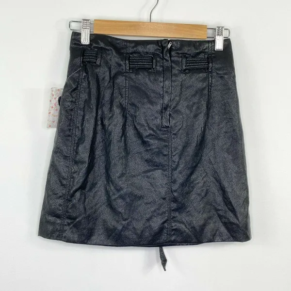 Free People‎ Payton Womens 0 Black Faux Leather Mini Skirt Paperbag Waist Y2K - Image 3