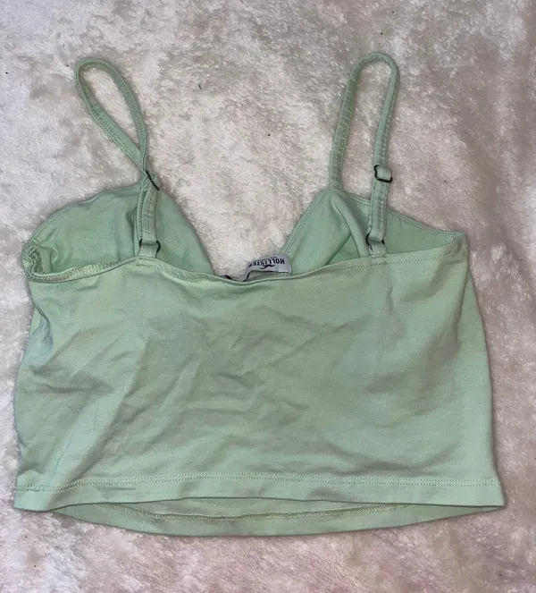 Hollister Green Crop Top - Image 2
