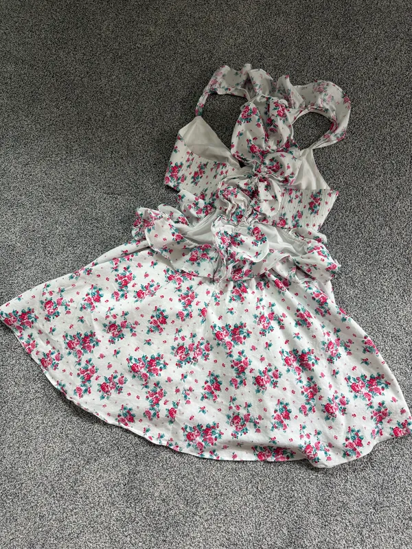Hello Molly floral dress with cut outs - Image 5