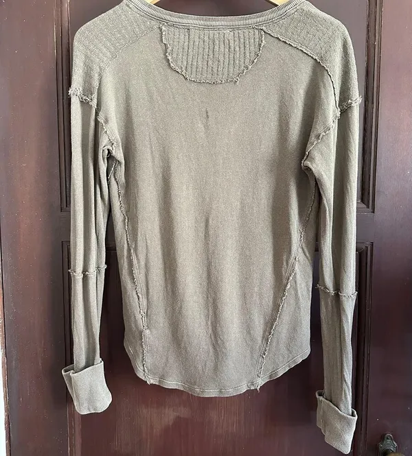 Free People | We the Free Studded Neck Cuff Henley | Size Small - Image 2