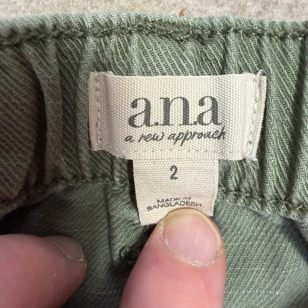 a.n.a Womens 2 Green Utility Gorpcore Military Inspired Cargo Pants - Image 4