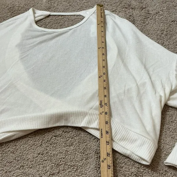 NWT PROJECT‎ SOCIAL T Ivory Cross Back Sweater Loose Fit Dolman Sleeve Women M - Image 4