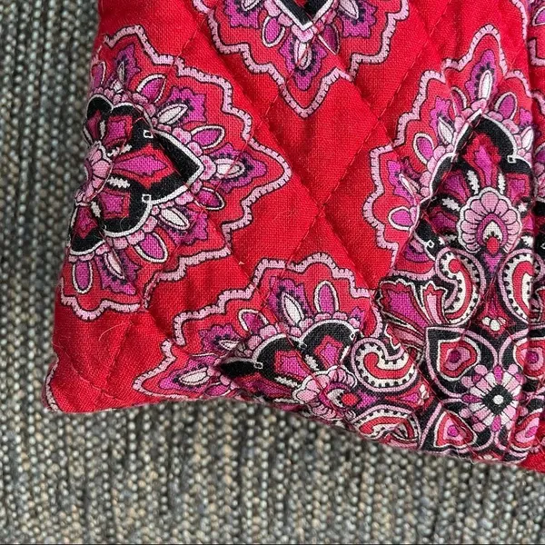 Vera Bradley Curvy Tote in Frankly Scarlett Rare Retired - Image 4