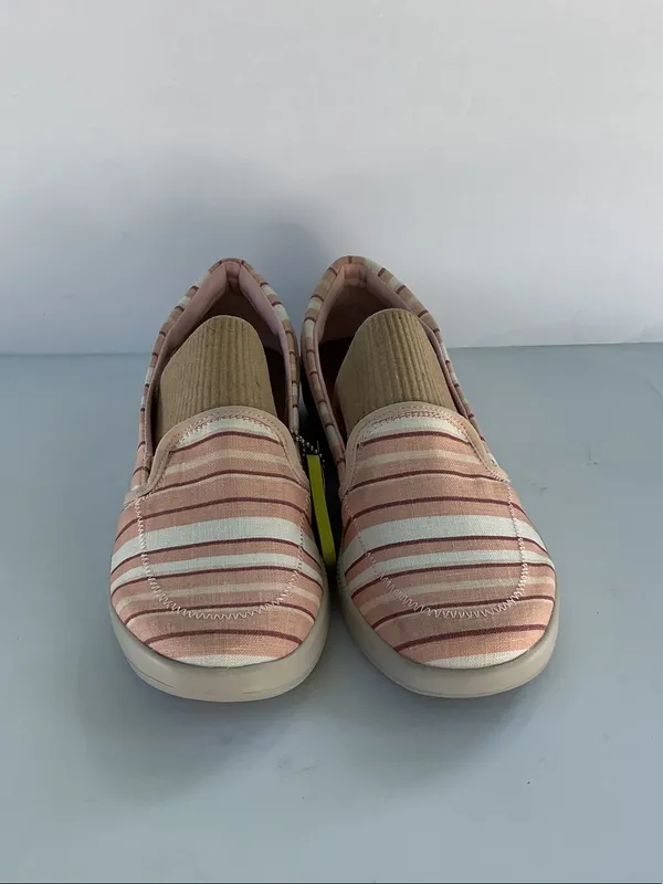 Skechers Slip-On Striped Sneakers in Pink and Cream - Image 3