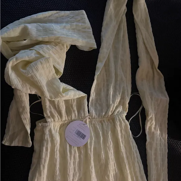 Elegant Butter Yellow Maxi Dress - Image 5