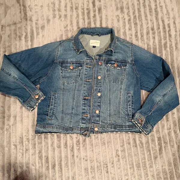 Universal Thread Womens Medium Wash Distressed Denim‎ Jacket Rose Gold Buttons M - Image 2