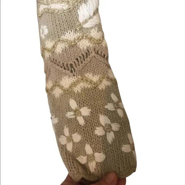 Vintage 90s Tan Floral Embroider Knit Gold poms Cottagecore Grandmacore Sweater - Image 10