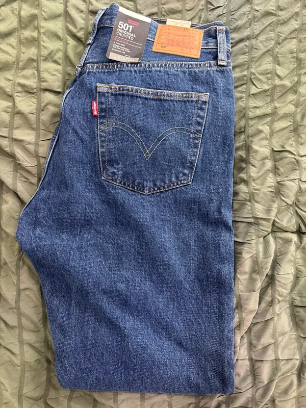 Levi’s 501 Original Cropped Jeans - Image 7