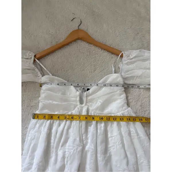 Lulus Cutest Icon White Embroidered Off-the-Shoulder Mini Dress Size Medium NWT - Image 5