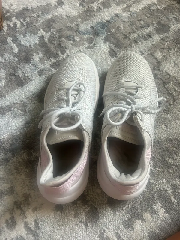 Adidas Sneakers - Image 3