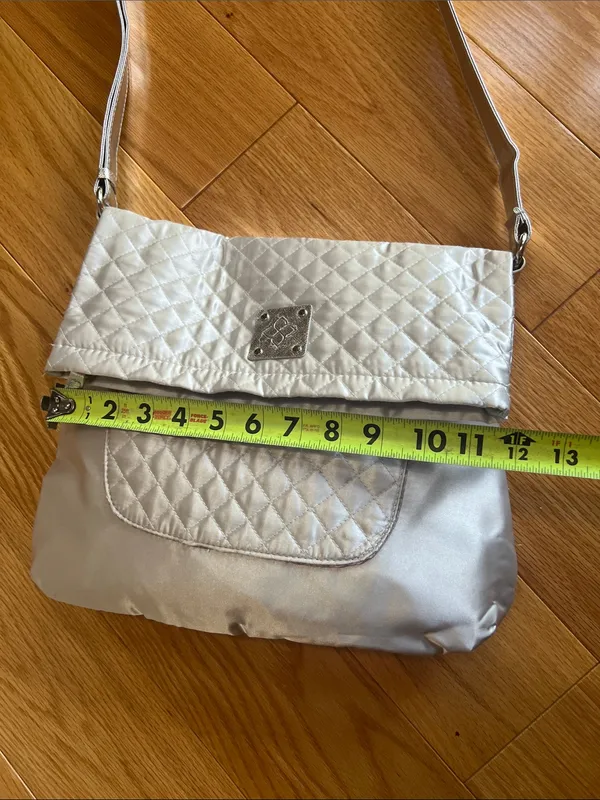Silver Quilted Flap crossbody or Shoulder Bag - Image 4