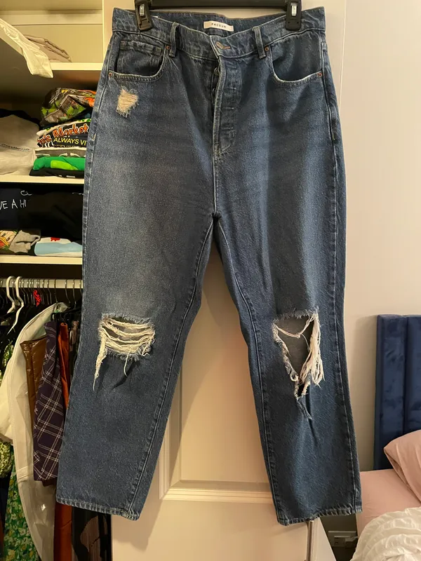 Highwaisted Jeans - Image 5
