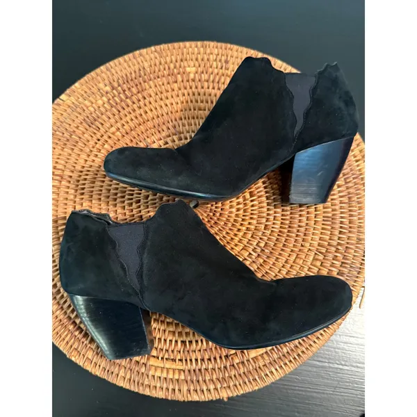 Van Eli Womens Black‎ Suede Scalloped Ankle Booties Block Heel Size 9W - Image 7
